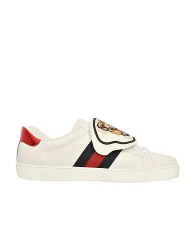 Gucci Tiger Label Casual Sneakers In White