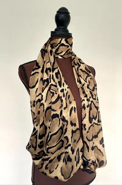 Pre-owned Gucci Unisex  Silk Scarf Leopard Animal Print Black Beige Chiffon Stole Scarf