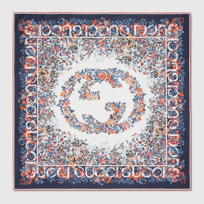 Gucci Vierecktuch Aus Seide Mit Gg Blumen-print In Rot