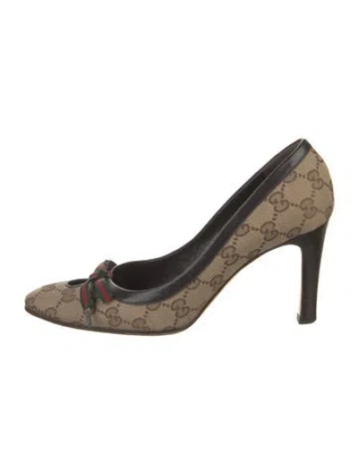 Pre-owned Gucci Vintage Gg Canvas Pumps In Brown