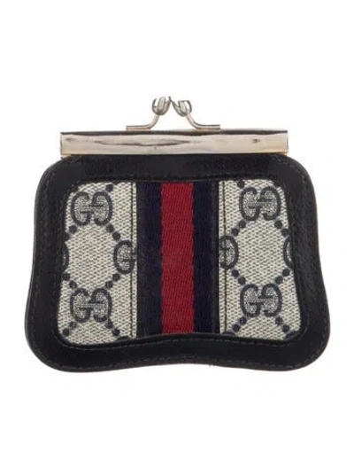 Pre-owned Gucci Vintage Gg Supreme Wallet In Neutral