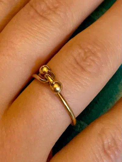 Pre-owned Gucci Vintage  Double Hook 18k Yellow Gold Ring