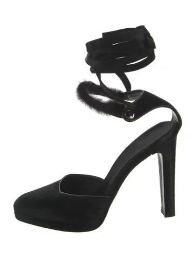 Pre-owned Gucci Vintage Ponyhair Fur Trim D'orsay Pumps In Black