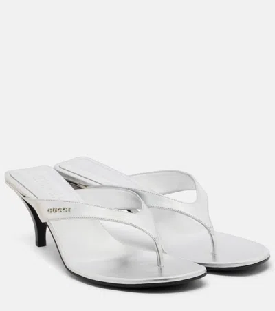 Gucci Vittoria Metallic Leather Thong Sandals In Silver