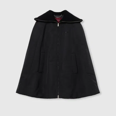 Gucci Wattierte Cape-jacke Mit Stickerei In Black