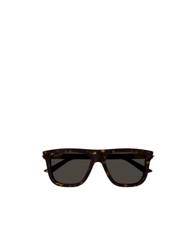 Gucci Wayfarer-frame Sunglasses In Black