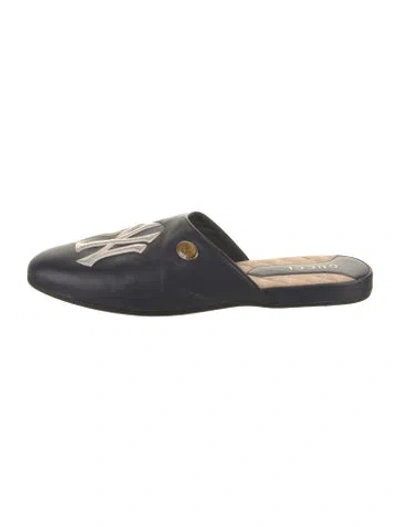 Pre-owned Gucci Web Accent Leather Slippers In Black
