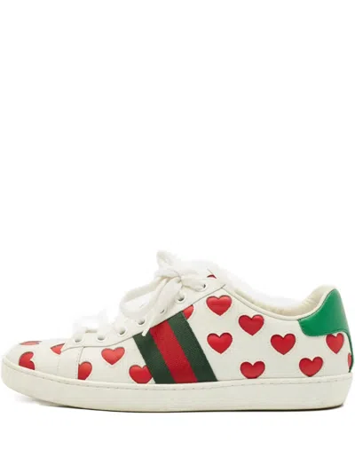 Pre-owned Gucci Web-stripes Heart Sneakers In White