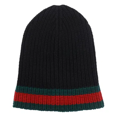 Gucci Ribbed Black Beanie With Striking Greenaccent