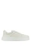 Gucci Gg Embossed Low-top Sneakers In 9014