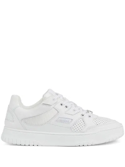 GUCCI WHITE LEATHER SNEAKERS WITH PERFORATED DETAILS AND INTERLOCKING G LACE-UP CLOSURE