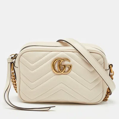 Pre-owned Gucci White Matelassé Leather Gg Marmont Mini Camera Bag