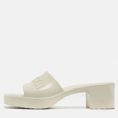 Pre-owned Gucci White Rubber Embossed Logo Block Heel Slide Sandals Size 40