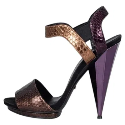 Pre-owned Gucci Women's Brown Textured Leather Sandals Sz 38 Sculptural Heel