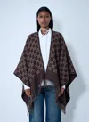 Gucci Women Gg Wool Jacquard Cape In Brown