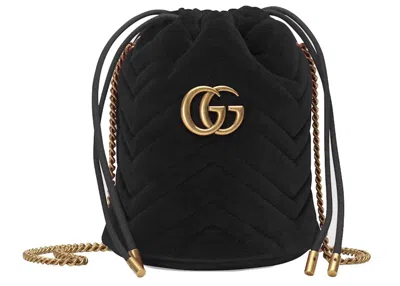 Pre-owned Gucci Women's  Gg Marmont Bucket Bag Velvet Mini In Black