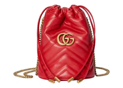 Pre-owned Gucci Women's  Gg Marmont Matelasse Mini Bucket Bag In Red
