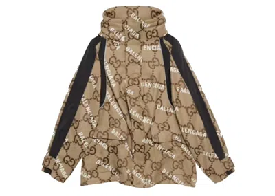 Pre-owned Gucci Women's  X Balenciaga The Hacker Project Jumbo Gg Jacket In Beige/ebony