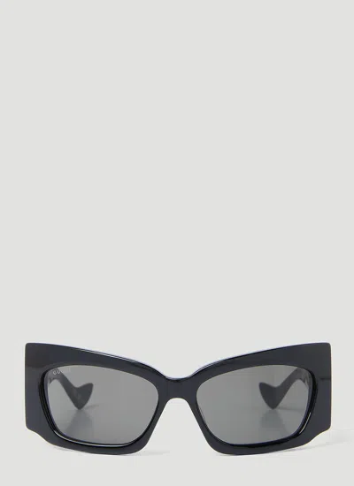 Gucci Curved Rectangular Sunglasses With Dark Tinted Lenses In Black