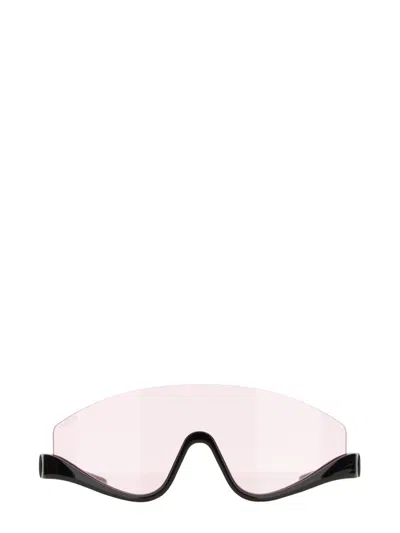 Gucci Women Mask-shaped Sunglasses In Black