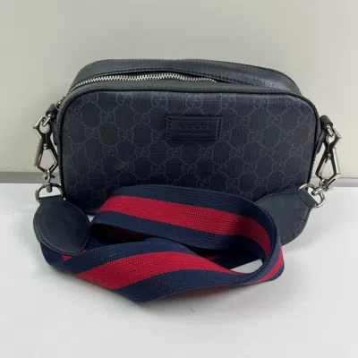 Gucci Women Pre-loved Bag Very Good Condition In Black
