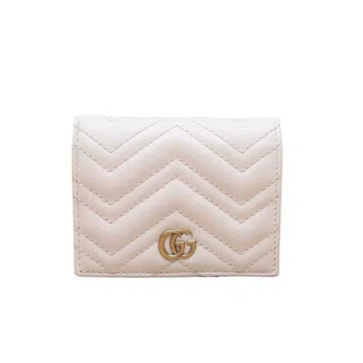 Gucci Women Pre-loved Bag Very Good Condition In White
