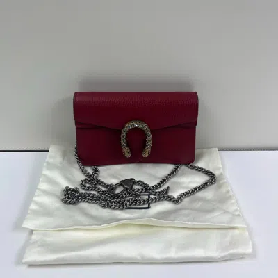 Gucci Women Pre-loved Bag Very Good Condition In Burgundy