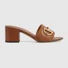 Gucci Pantoletten Horsebit Aus Veloursleder In Brown
