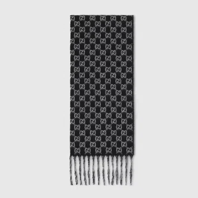 Gucci Wool And Cashmere Gg Scarf In Black