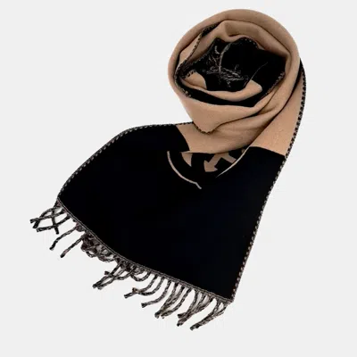 Pre-owned Gucci Wool Beige/black Scarf In Sand