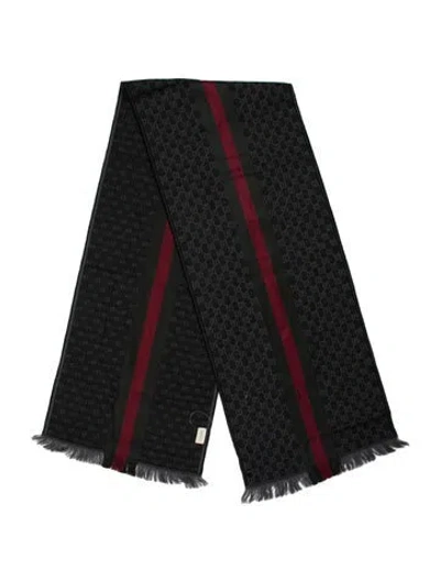 Pre-owned Gucci Wool Gg Logo Scarf In Black