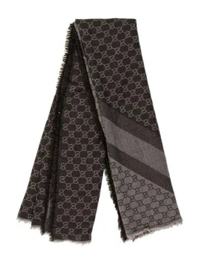 Pre-owned Gucci Wool Gg Logo Scarf In Brown