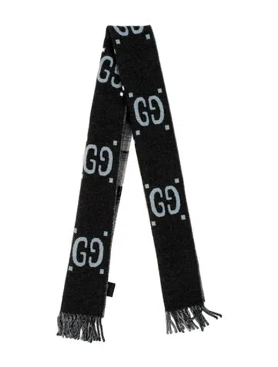 Pre-owned Gucci Wool Gg Logo Scarf In Gray