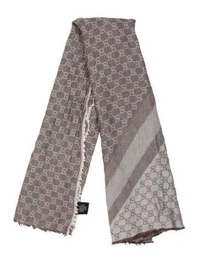 Pre-owned Gucci Wool Gg Logo Scarf In Gray