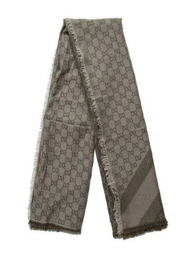 Pre-owned Gucci Wool Gg Logo Scarf In Gray