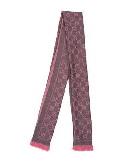 Pre-owned Gucci Wool Gg Logo Scarf In Pink