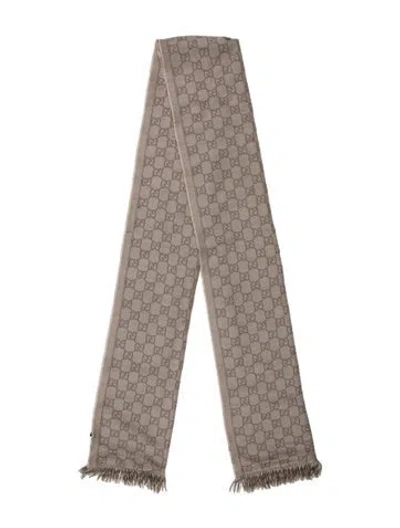 Pre-owned Gucci Wool Gg Signature Scarf In Neutral