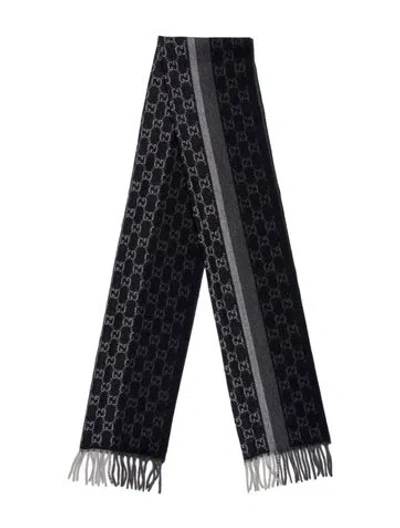Pre-owned Gucci Wool Printed Scarf In Gray