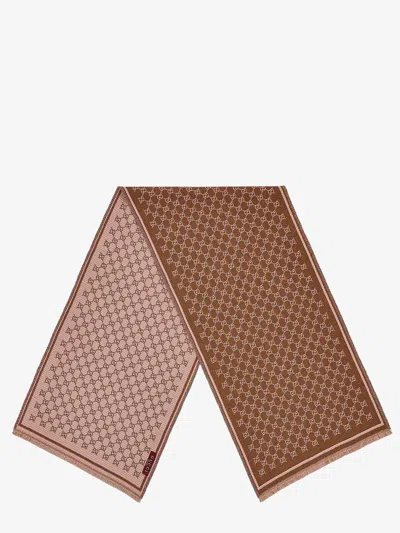 Gucci Wool Scarf With Gg Motif In Beige
