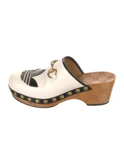 Pre-owned Gucci X Adidas Gg Logo Leather Mules In White