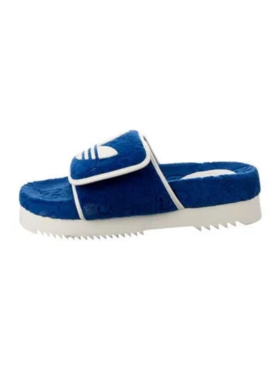 Pre-owned Gucci X Adidas Graphic Print Slides In Blue