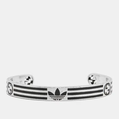 Pre-owned Gucci X Adidas Sterling Silver Black Enamel Cuff Bracelet 17