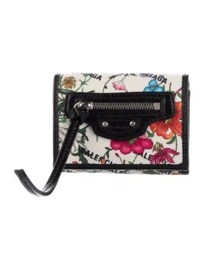 Pre-owned Gucci X Balenciaga The Hacker Project Flora Print Wristlet In White