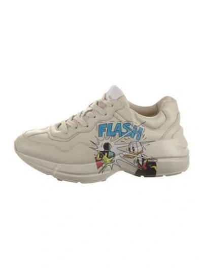 Pre-owned Gucci X Disney Donald Duck 'flash' Rhyton Sneakers In Neutral
