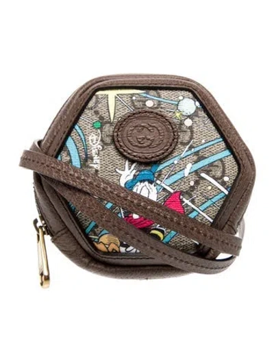 Pre-owned Gucci X Disney Gg Supreme Donald Duck Coin Pouch In Neutral