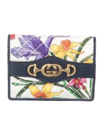 Pre-owned Gucci Zumi Quilted Pattern Compact Wallet Flora Print Compact Wallet In White