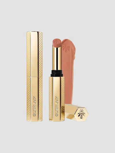 Guerlain Kisskiss Blur Matte Long-wearing Lipstick In 134 Radiant Jasmine