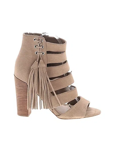 Pre-owned Guess Ankle Boots In Brown