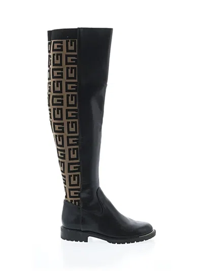 Pre-owned Guess Boots In Black
