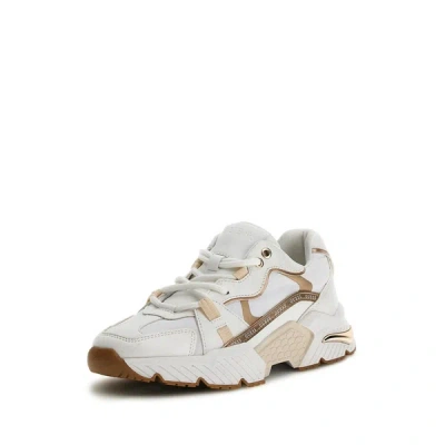 Guess Carrli Sneakers In White,gold Multi